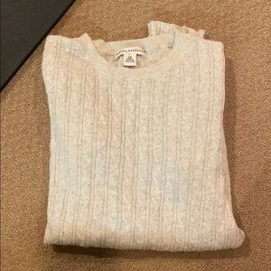 Lightweight super soft banana republic sweater
